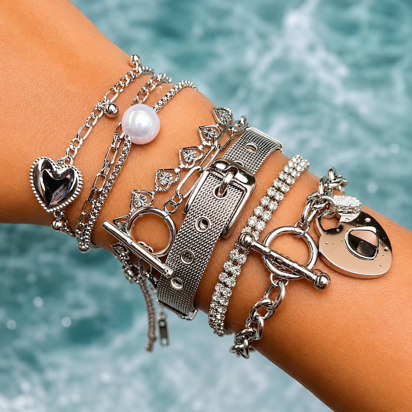 Golden Heart Chain Bracelet