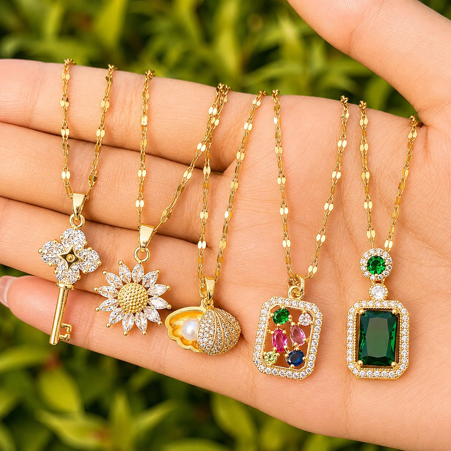 Seashell Pendant Necklace